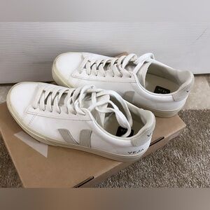 Great condition veja sneakers in color beige